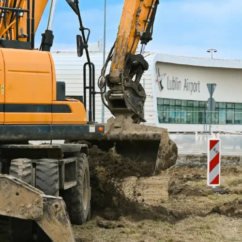 Większy parking dla pasażerów
